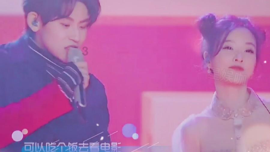 泰山归来不看岳下一句是什么？