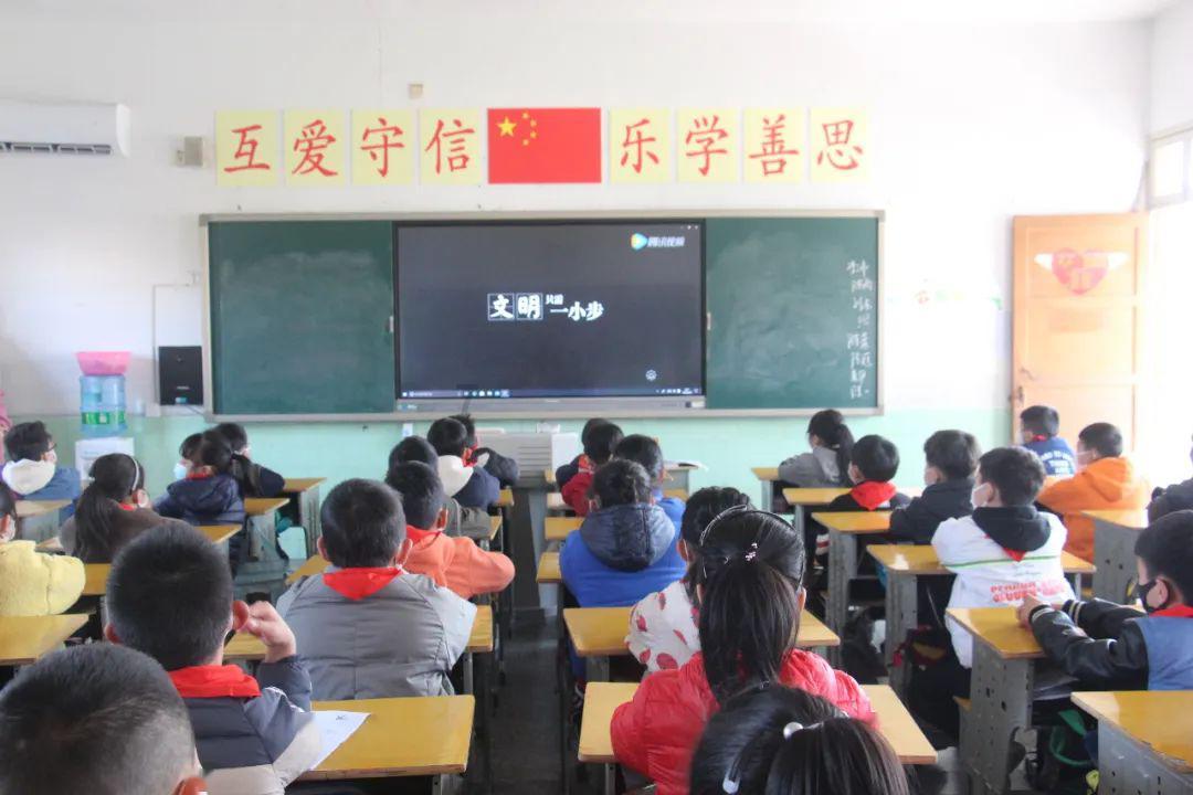 小诸侯却坐拥巨大财富！揭秘！中国最“富”墓葬，发现10万吨钱山